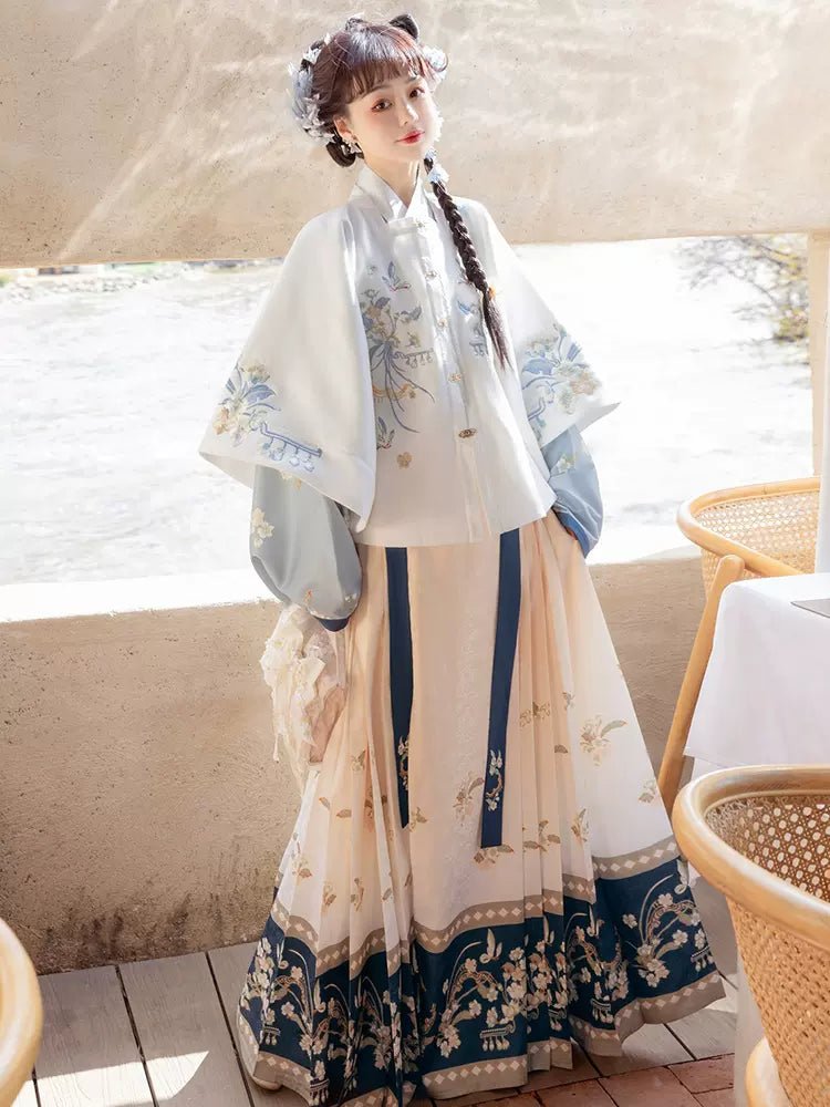 【Hanfu】Elegant Blossoms by the Water | Ming Style Hanfuhan fu Chinese han fu hanfu male tang dynasty clothes chinese hanfu tang dynasty outfits traditiona hanfu dress chinese hanfu chinese style dress dress fashion cheongsam dress q