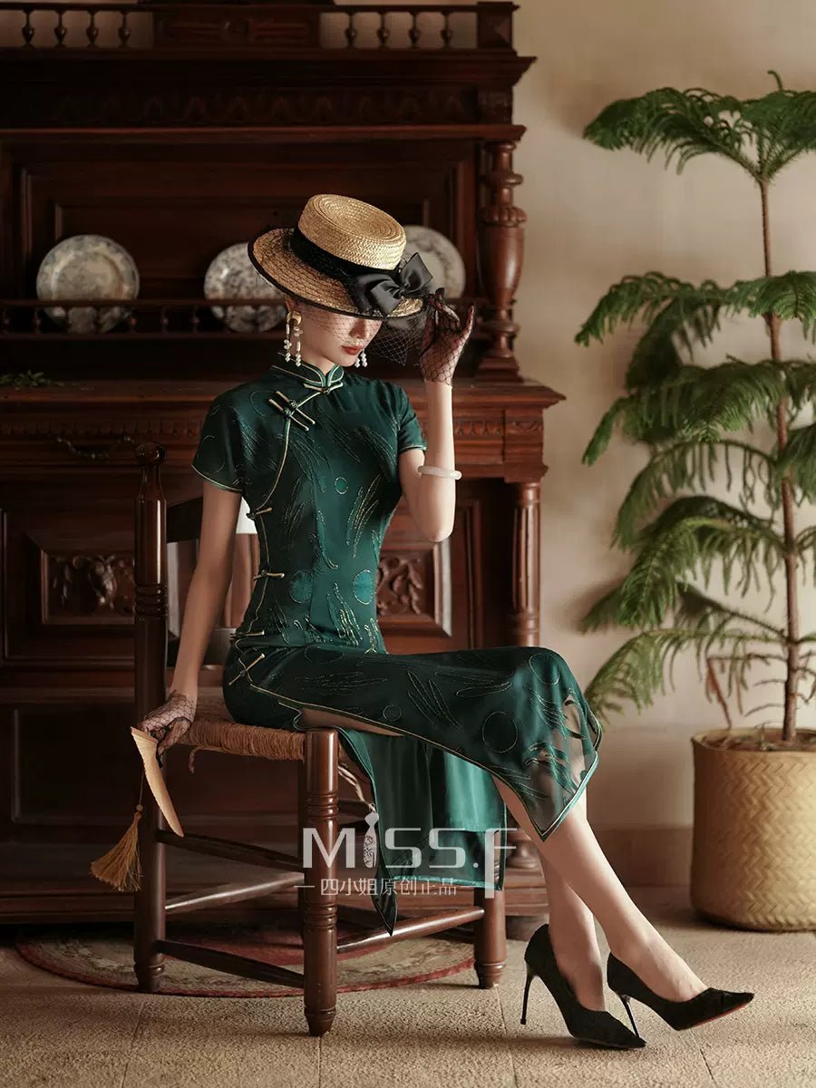 【Hanfu】Emerald Night Elegance | Cheongsam/Qipaohan fu Chinese han fu hanfu male tang dynasty clothes chinese hanfu tang dynasty outfits traditiona hanfu dress chinese hanfu chinese style dress dress fashion cheongsam dress q