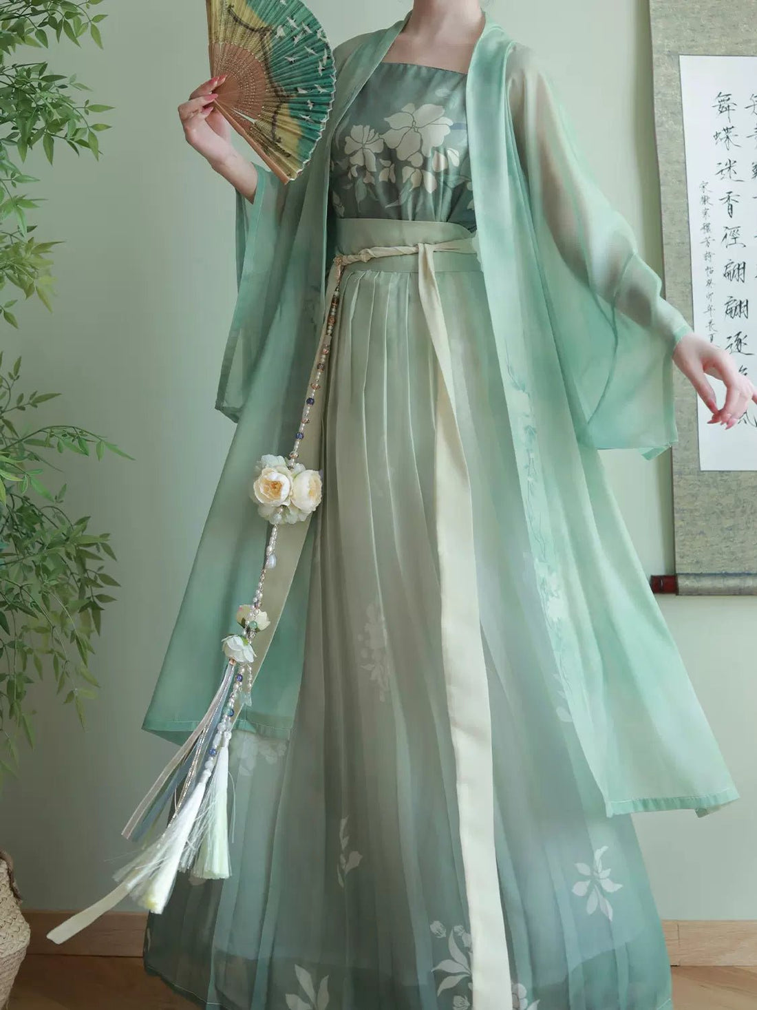 【Hanfu】Emerald Serenity | Song Chest - length skirthan fu Chinese han fu hanfu male tang dynasty clothes chinese hanfu tang dynasty outfits traditiona hanfu dress chinese hanfu chinese style dress dress fashion cheongsam dress q