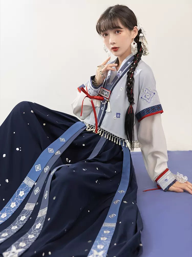 【Hanfu】Flower and Moon, Romantic Elegance | Song Style Hanfuhan fu Chinese han fu hanfu male tang dynasty clothes chinese hanfu tang dynasty outfits traditiona hanfu dress chinese hanfu chinese style dress dress fashion cheongsam dress q