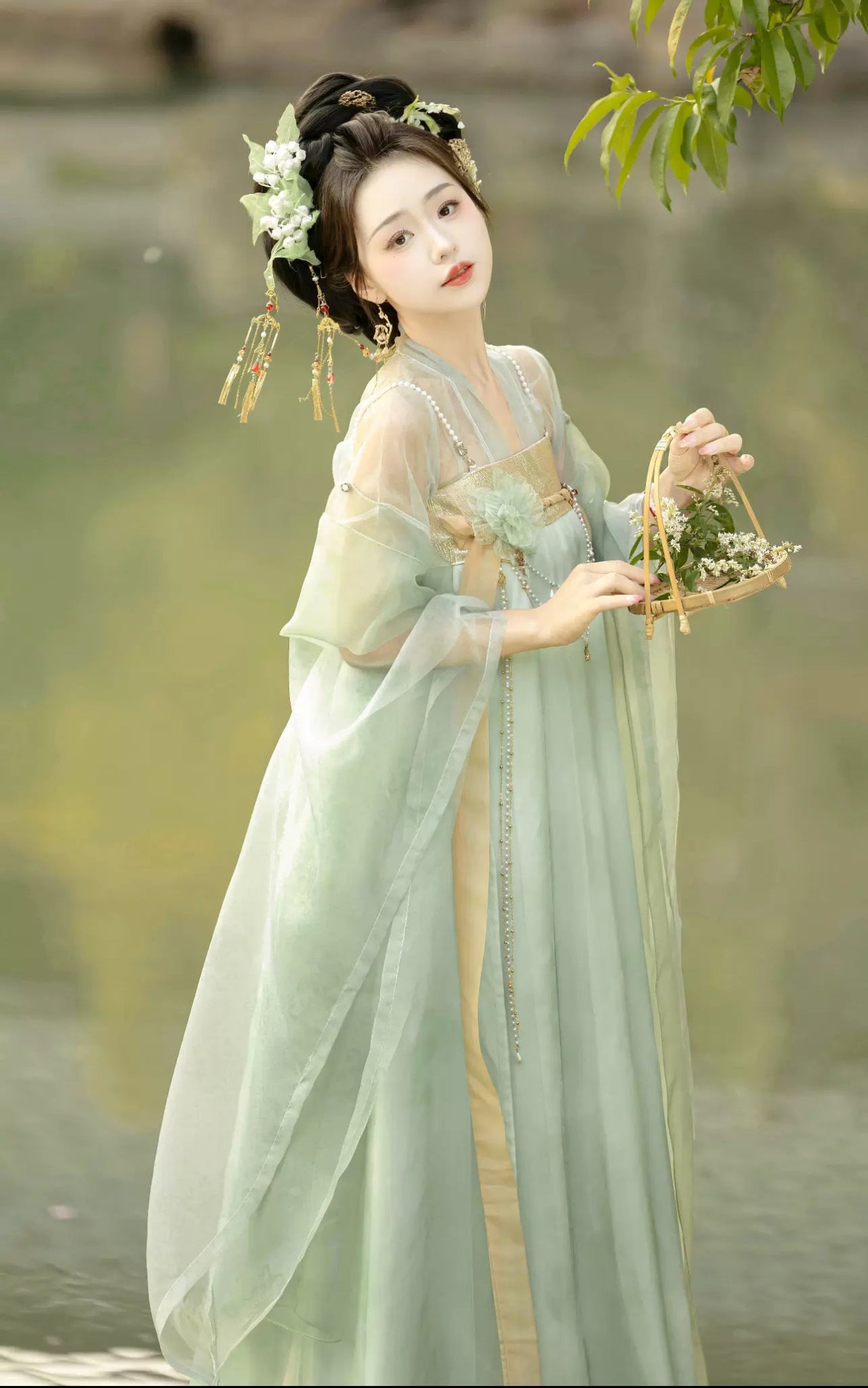 【Hanfu】Green lemon and goldenlemon|Wei&Jin Big - sleeved shirt and skirthan fu Chinese han fu hanfu male tang dynasty clothes chinese hanfu tang dynasty outfits traditiona hanfu dress chinese hanfu chinese style dress dress fashion cheongsam dress q