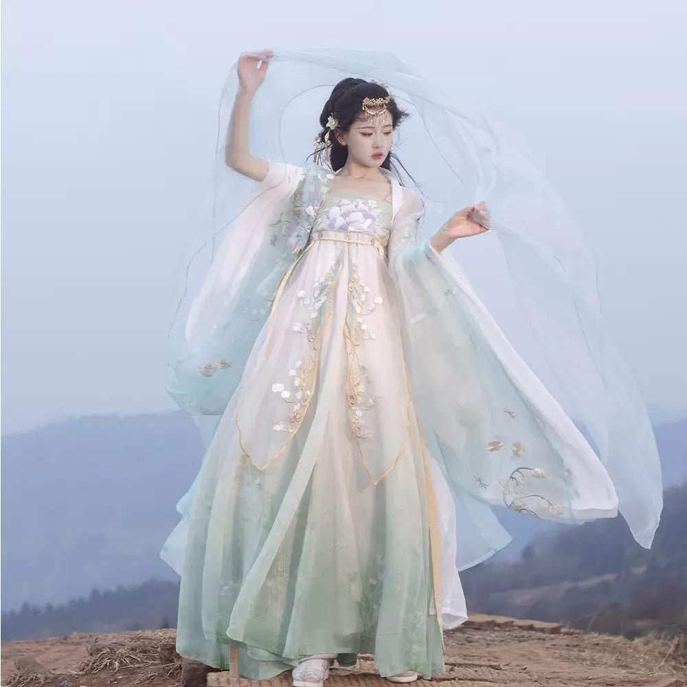 【Hanfu】Green Silk|Traditianal Chest - Length skirthan fu Chinese han fu hanfu male tang dynasty clothes chinese hanfu tang dynasty outfits traditiona hanfu dress chinese hanfu chinese style dress dress fashion cheongsam dress q