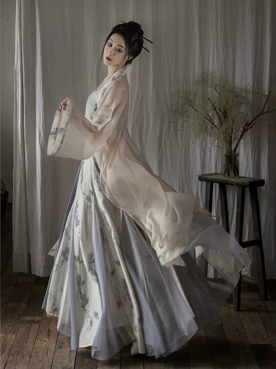 【Hanfu】﻿Light through pines|松间照han fu Chinese han fu hanfu male tang dynasty clothes chinese hanfu tang dynasty outfits traditiona hanfu dress chinese hanfu chinese style dress dress fashion cheongsam dress q