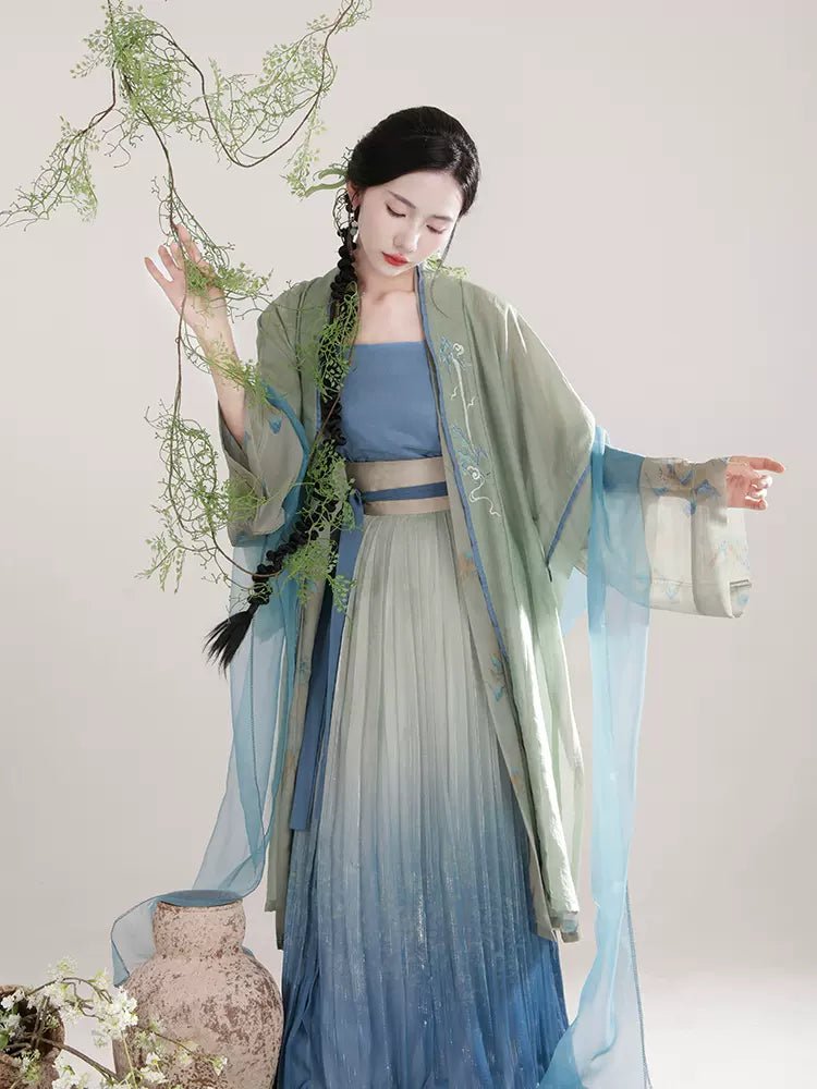 【Hanfu】The blue and black mountains in the distance|song pleated skirthan fu Chinese han fu hanfu male tang dynasty clothes chinese hanfu tang dynasty outfits traditiona hanfu dress chinese hanfu chinese style dress dress fashion cheongsam dress q