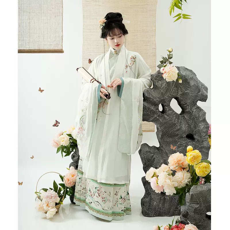 【Hanfu】Tranquil Petals | Ming Style Hanfuhan fu Chinese han fu hanfu male tang dynasty clothes chinese hanfu tang dynasty outfits traditiona hanfu dress chinese hanfu chinese style dress dress fashion cheongsam dress q