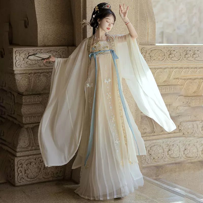 【Hanfu】Tulips|Tang Chest - Length skirthan fu Chinese han fu hanfu male tang dynasty clothes chinese hanfu tang dynasty outfits traditiona hanfu dress chinese hanfu chinese style dress dress fashion cheongsam dress q