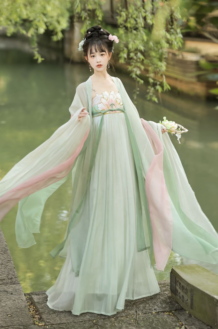 【Hanfu】Twin Flowers| Tang Chest - Length skirthan fu Chinese han fu hanfu male tang dynasty clothes chinese hanfu tang dynasty outfits traditiona hanfu dress chinese hanfu chinese style dress dress fashion cheongsam dress q