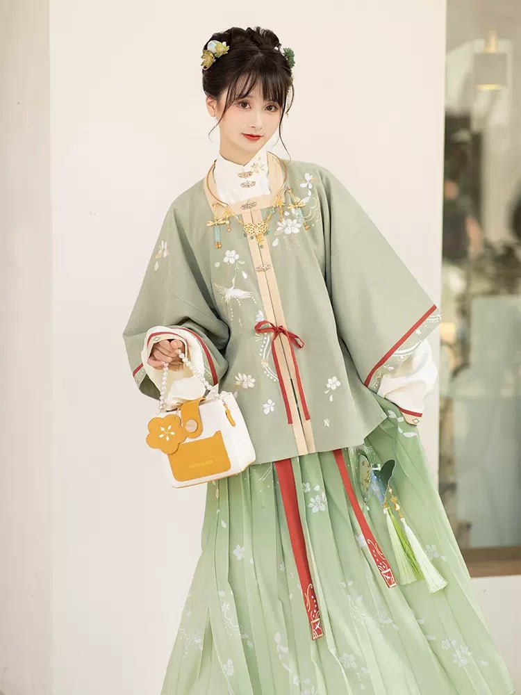 【Hanfu】Verdant Grace | Ming Style Hanfuhan fu Chinese han fu hanfu male tang dynasty clothes chinese hanfu tang dynasty outfits traditiona hanfu dress chinese hanfu chinese style dress dress fashion cheongsam dress q