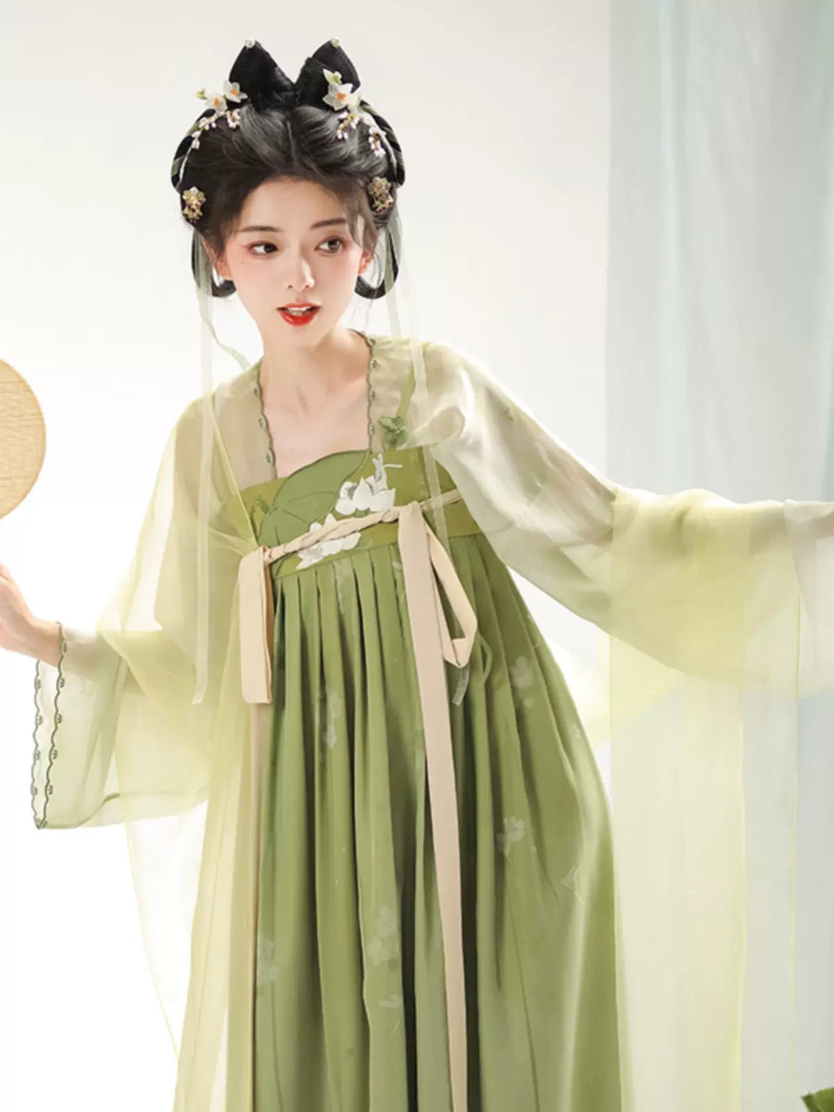 【Hanfu】Vibrant Green Charm | Tang Style Hanfuhan fu Chinese han fu hanfu male tang dynasty clothes chinese hanfu tang dynasty outfits traditiona hanfu dress chinese hanfu chinese style dress dress fashion cheongsam dress q