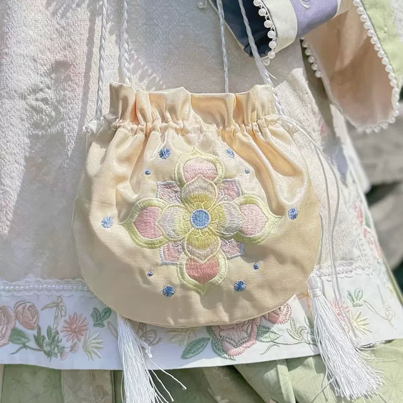 Moon Rabbit|Hanfu Matching bagshan fu Chinese han fu hanfu male tang dynasty clothes chinese hanfu tang dynasty outfits traditiona hanfu dress chinese hanfu chinese style dress dress fashion cheongsam dress q