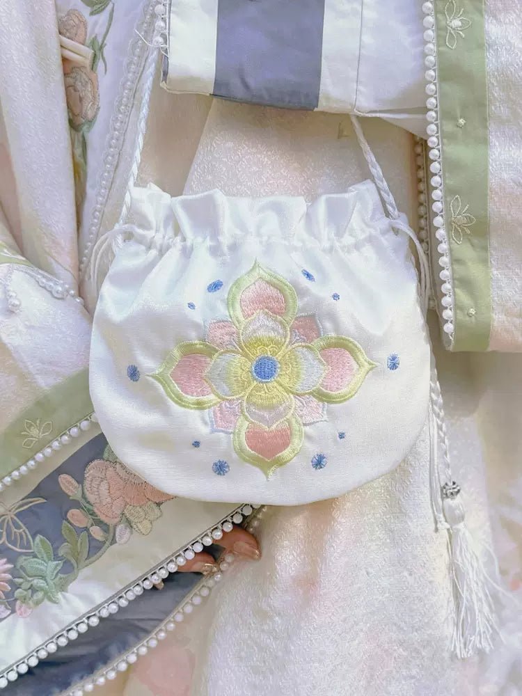 Moon Rabbit|Hanfu Matching bagshan fu Chinese han fu hanfu male tang dynasty clothes chinese hanfu tang dynasty outfits traditiona hanfu dress chinese hanfu chinese style dress dress fashion cheongsam dress q
