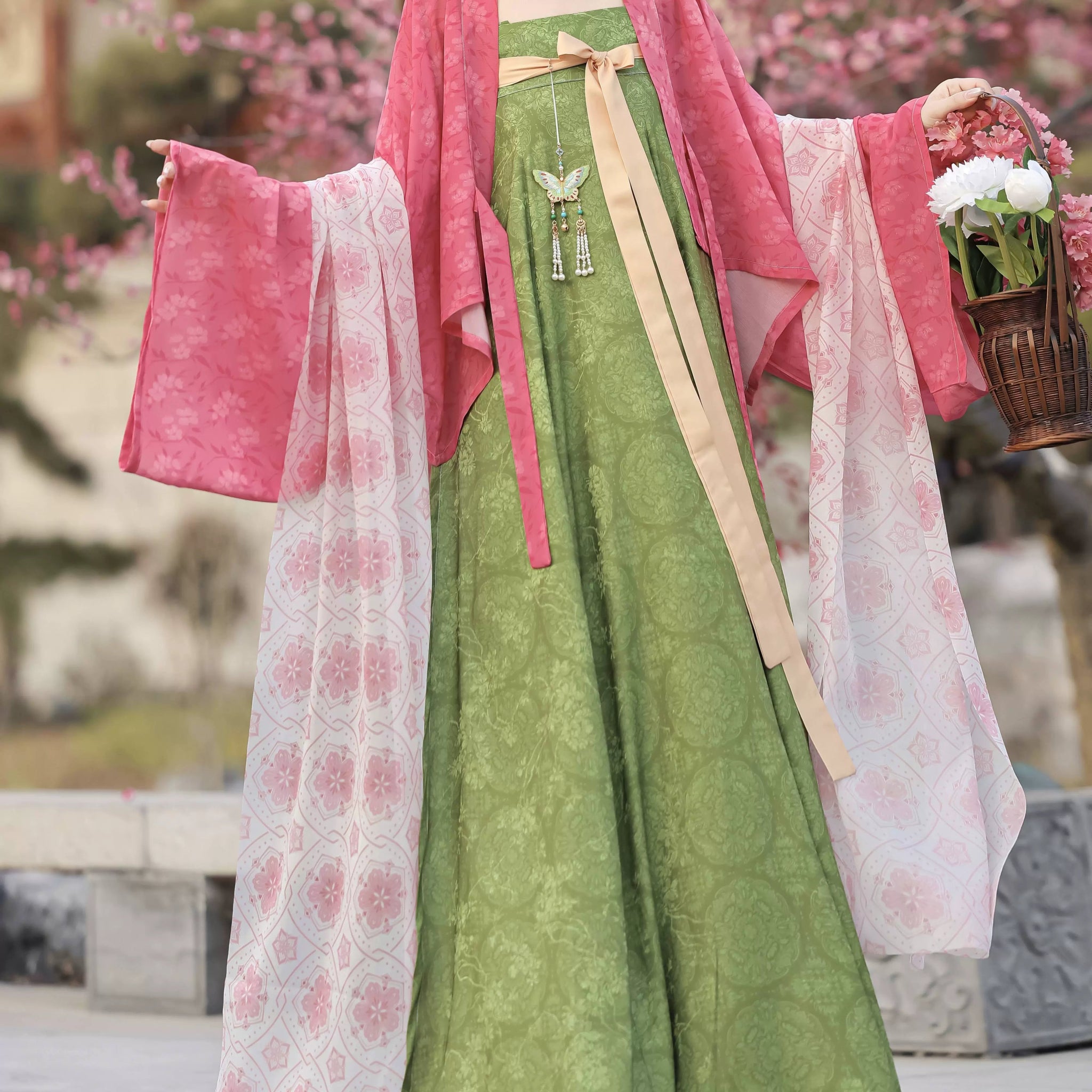 Peach blossom branchhan fu Chinese han fu hanfu male tang dynasty clothes chinese hanfu tang dynasty outfits traditiona hanfu dress chinese hanfu chinese style dress dress fashion cheongsam dress q