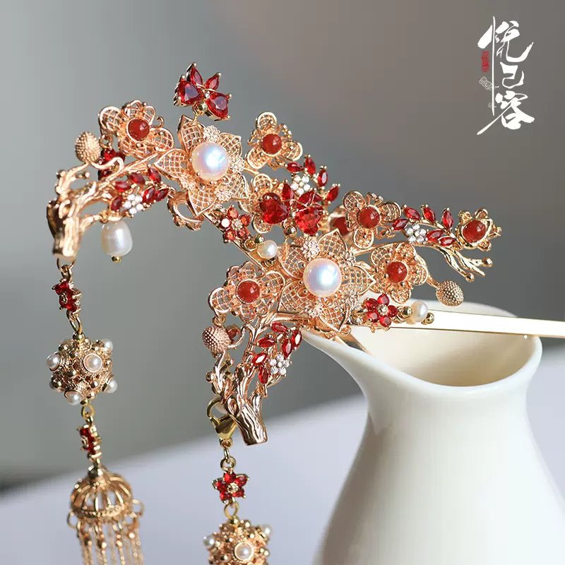 Red Plum in Snow|Hanfu Matching Hairpinhan fu Chinese han fu hanfu male tang dynasty clothes chinese hanfu tang dynasty outfits traditiona hanfu dress chinese hanfu chinese style dress dress fashion cheongsam dress q