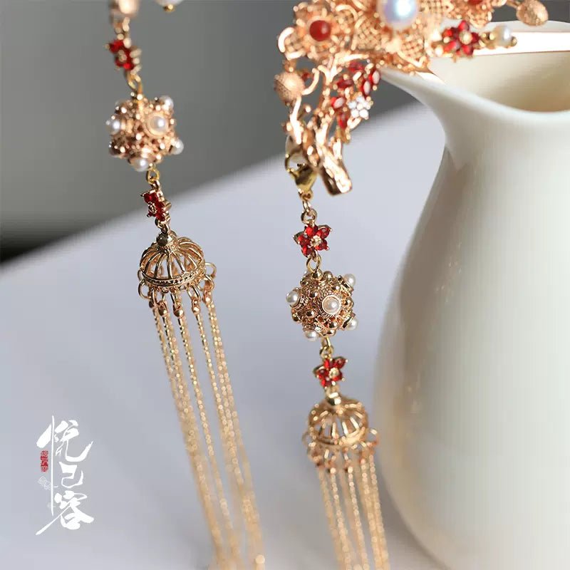 Red Plum in Snow|Hanfu Matching Hairpinhan fu Chinese han fu hanfu male tang dynasty clothes chinese hanfu tang dynasty outfits traditiona hanfu dress chinese hanfu chinese style dress dress fashion cheongsam dress q